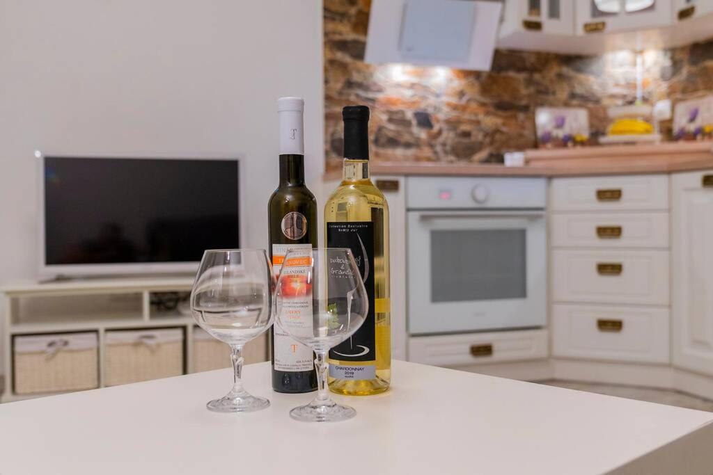 Provensálsky Rodinný Apartmán Mandolina Bojnice Exteriér fotografie
